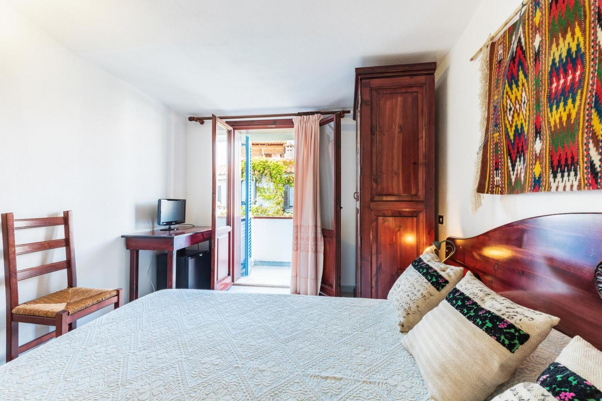 Hotel S'Ortale Con Parcheggio Interno E Ristorante All'Aperto Orosei Room photo